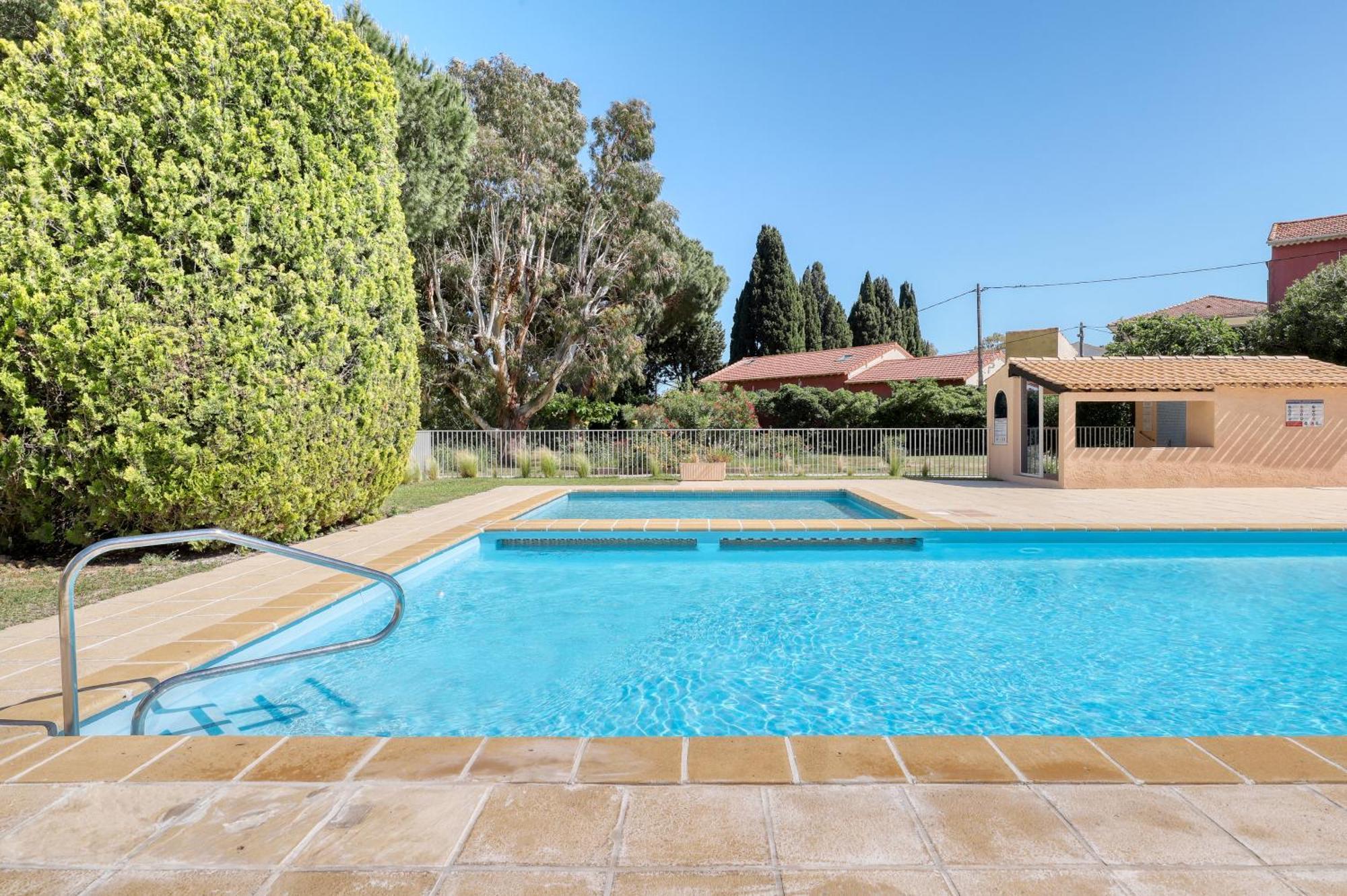 Magnificent Newly Renovated Close To Beach & Swimming Pool Le Lavandou Exterior photo