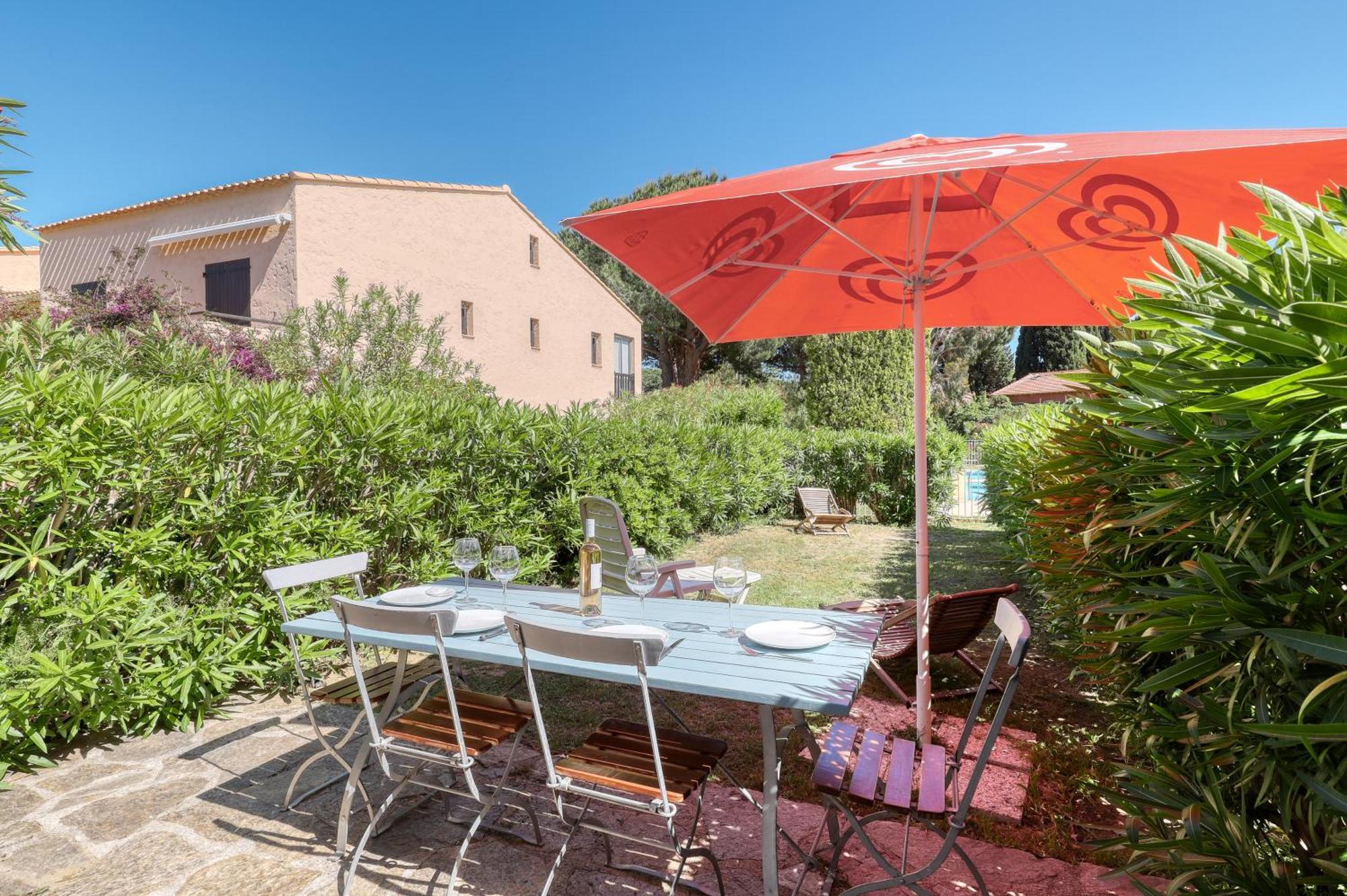 Magnificent Newly Renovated Close To Beach & Swimming Pool Le Lavandou Exterior photo
