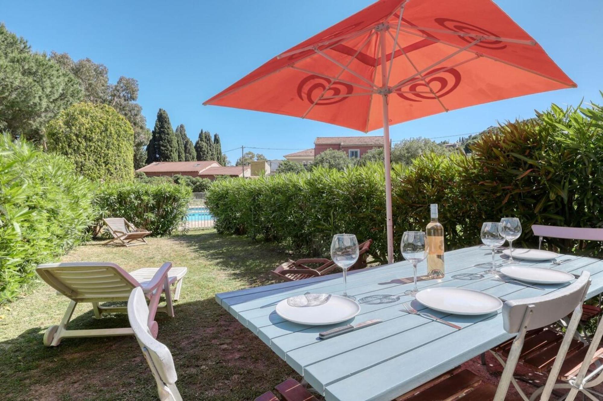Magnificent Newly Renovated Close To Beach & Swimming Pool Le Lavandou Exterior photo