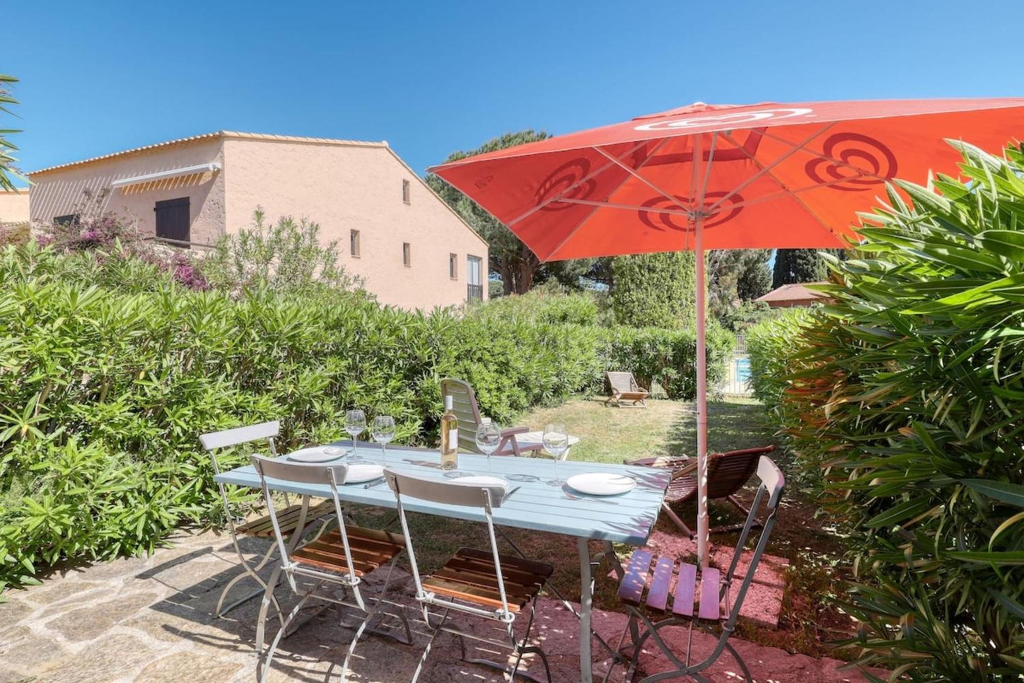 Magnificent Newly Renovated Close To Beach & Swimming Pool Le Lavandou Exterior photo