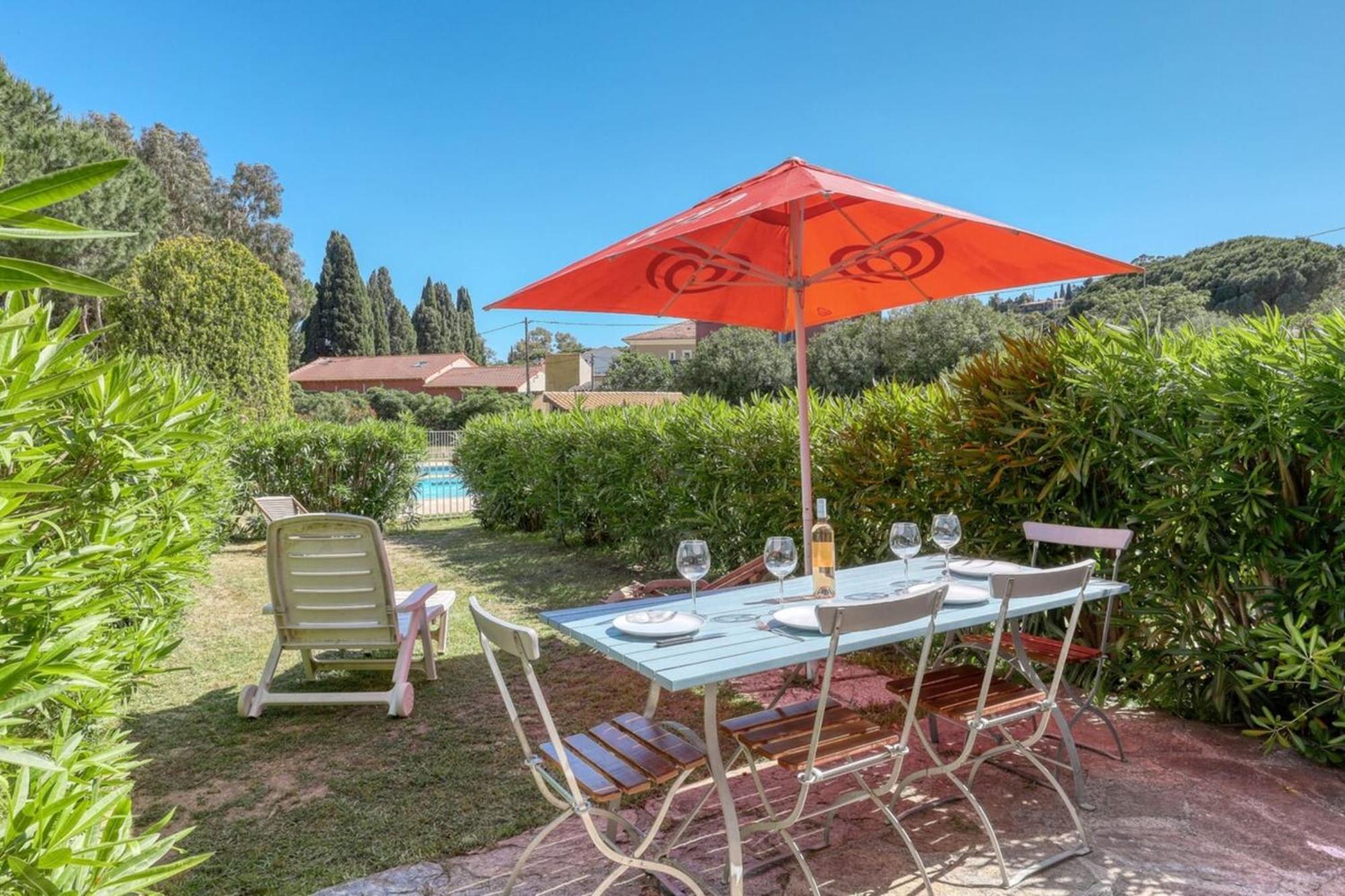 Magnificent Newly Renovated Close To Beach & Swimming Pool Le Lavandou Exterior photo